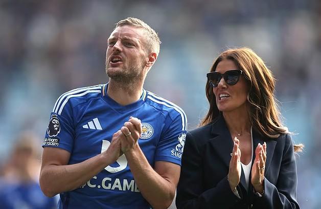 华体会hth sports-邮报：由于卢卡库受伤，那不勒斯正在考虑引入瓦尔迪