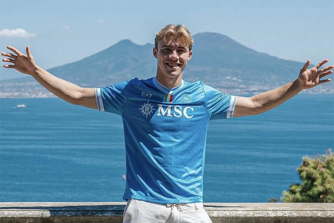 华体会体育APP下载-霍伊伦：我在曼联取得进步，加盟那不勒斯准备好再证明自己