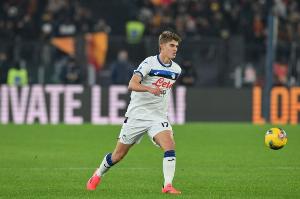 华体会官方网-助攻双响！德凯特拉雷：喜欢踢中锋位置，我证明自己能够站出来