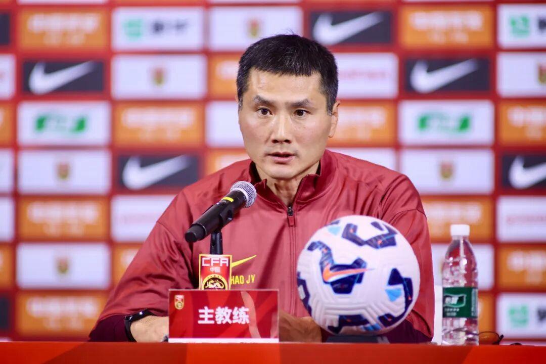 华体会体育APP下载-首阶段国内训练结束，国足启程前往迪拜，这一周他们都练了什么？